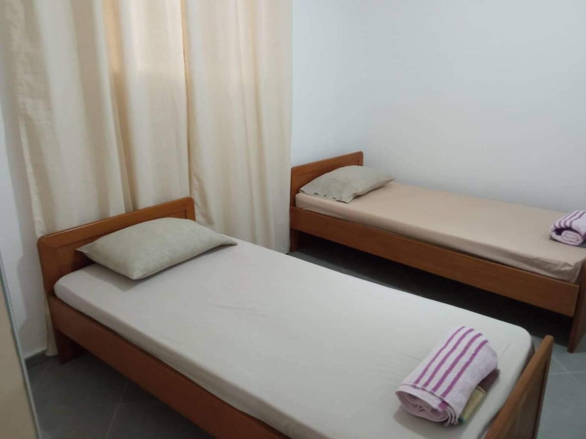 May Apartments Sarandë エクステリア 写真